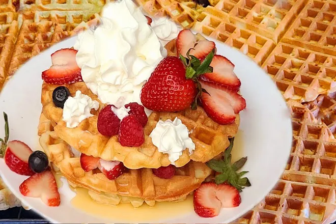 Bánh waffle: 2 cách nướng thơm lừng, vàng ươm hấp dẫn khiến ai cũng mê mẩn