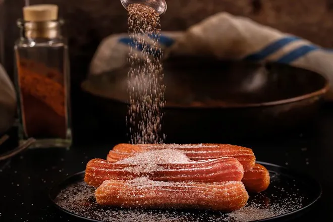 Churros: Loại bánh “quốc dân” cực “quyến rũ” của đất nước Tây Ban Nha