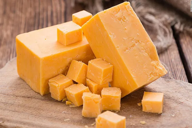 Phô mai Cheddar – Nguyên liệu nổi tiếng trong các món bánh hấp dẫn từ các nước Châu Âu