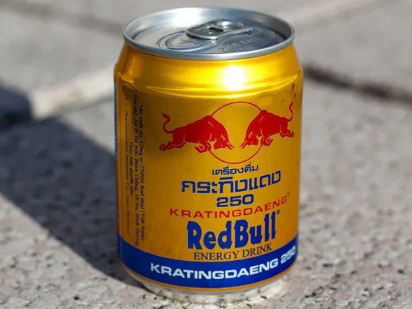 Cách phân biệt nước tăng lực Red Bull giả và thật