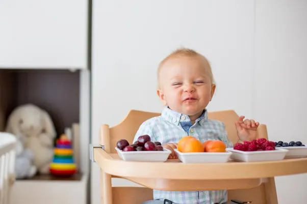 [Tư vấn] Nên chọn trái cây nào khi bé mới lần đầu ăn?