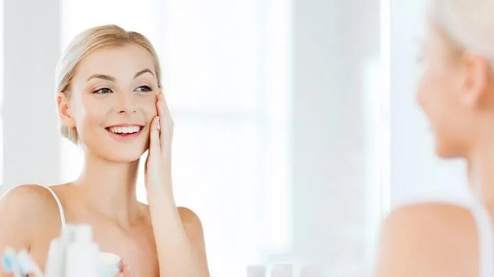 Viên uống trắng da Collagen: Công dụng, thành phần và cách sử dụng